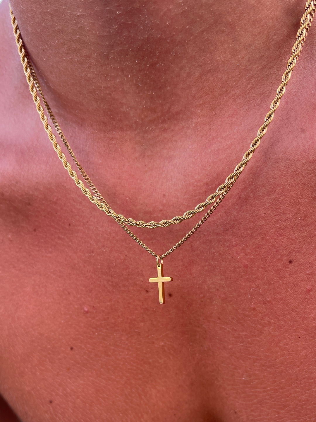 CROSS CHAIN | 18K Goud