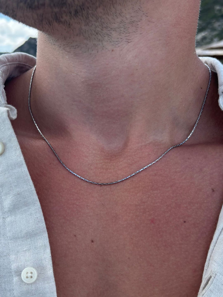 WIRE CHAIN