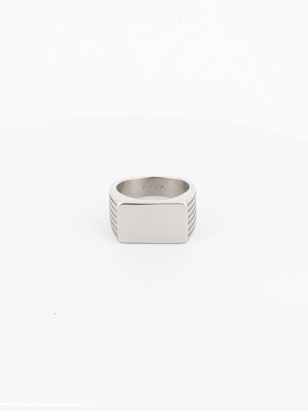 PETAR RING | Silver
