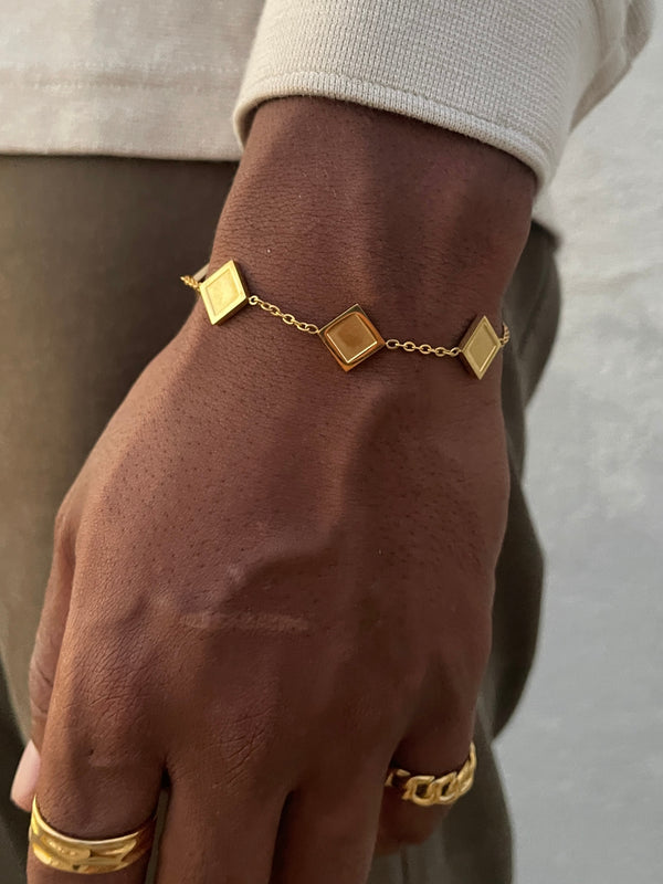 TALISMAN BRACELET | 18K Gold